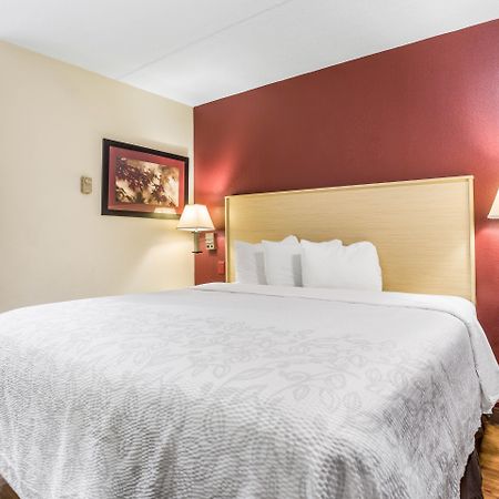 Red Roof Inn Plus+ Nashville North Гудлеттсвілл Екстер'єр фото