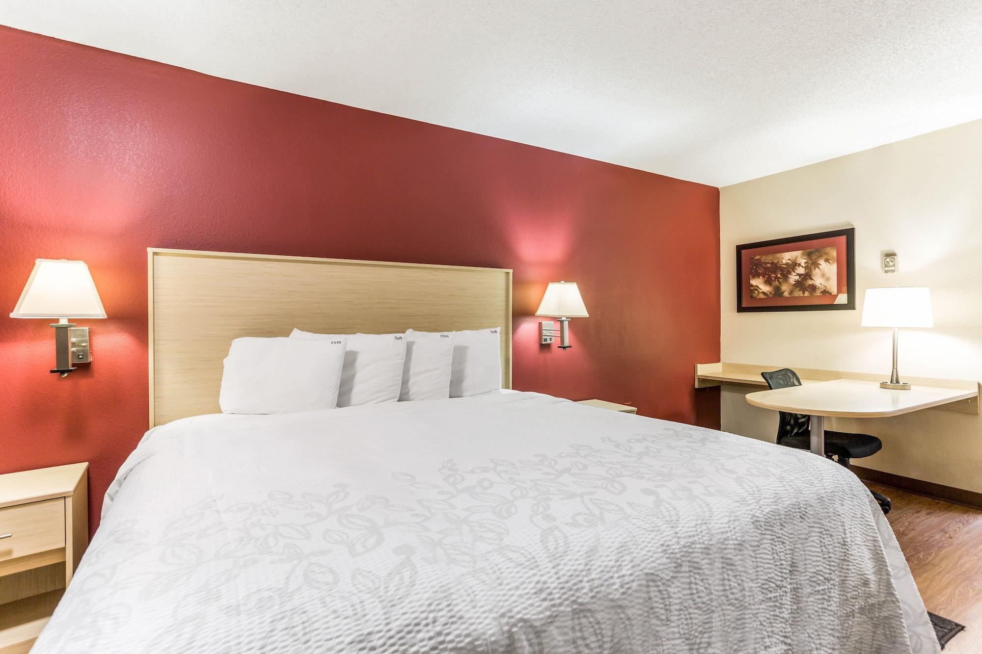 Red Roof Inn Plus+ Nashville North Гудлеттсвілл Екстер'єр фото